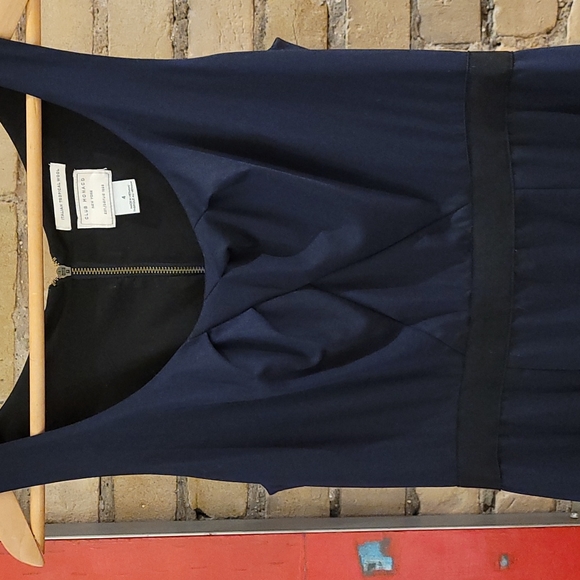 Club Monaco dress, size 4, navy blue - Picture 2 of 7